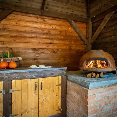 Golden Valley Glamping Сasa de vacaciones