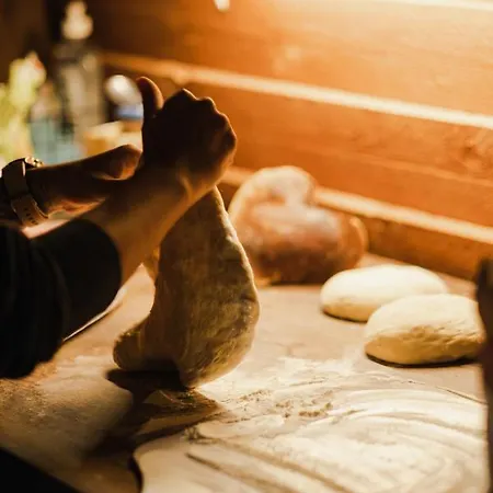 Сasa de vacaciones Golden Valley Glamping *